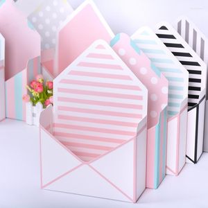 ギフトラップ10pcs 20cm x 7cm 14.5cmミニエンベロープタイプボックスクリエイティブ韓国フラワーブーケ花柄の手折した無料船