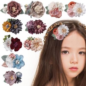 Bebek Kız Yapay Çiçek Tokalarım Çocuklar Florals Saç Klipleri Prenses Kız Firkete Barrette Çocuk Saç Aksesuarları 3 adet/takım