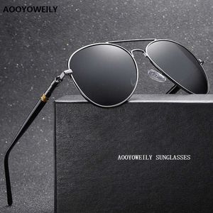 Óculos de sol Luxury Men polarizou Driving Sun para Wo Brand Designer Man Vintage Black Pilot UV400