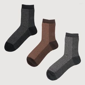 Erkek Çorap Dong Ai Rahat rahat küçük küp Erkekler için el bağlama tüm mevsimleri nefes alabilen orta ve yüksek dereceli kullanılmış
