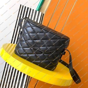 Bolsas de grife de designers de luxo junho de caixa de junho em colo de couro acolchoado bolsas de ombro crossbody bolsas de bolsa de bolsa de toute de espelho superior 710080