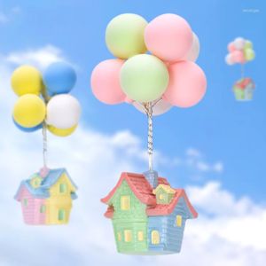 Figurine decorative 1Pcs Cute Mini Figure The Balloon House Miniature Fai da te Fairy Garden Muschio Terrario Resina Decorazioni natalizie Pali