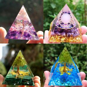 Dekorative Figuren 2022 Kristallenergie Orgon Pyramide Form Reichtum Wohlstand Peridot Heilung Edelstein Harz Desktop Büro Home Decor Klein