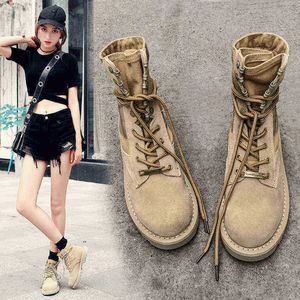 Women Boots Autumn Winter New Womens War Wolf Boot Frosted Desert Men Work Shoes Martin Lovers 0709