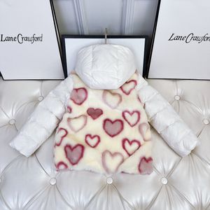 Designer Kid Clothe Kids Coats Down Coat Baby Clothes Jacket med hj￤rtformad tjock varm utkl￤der Girl Girl Girls Classic Check Khaki 100-160 cm