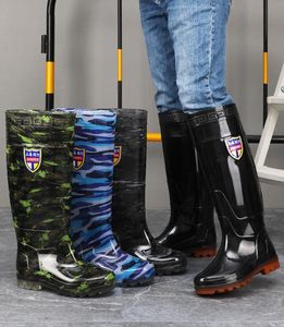 Nuovi stivali da pioggia Protezione del lavoro Spessa SOLED 45 cm Extra Alt Rainshoes da uomo Anti-Skid impermeabile Acqua estesa a tubo esteso Scarpe d'acqua