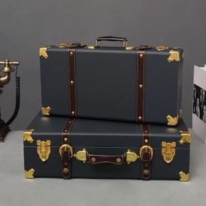 Suitcases Luxury Vintage Trunk Travel Hand Big Leather Luggage Carry-on Under Bed Clothing Organizer Storage Box Antique Bin can custom