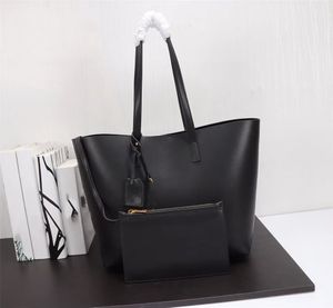 Новая сумка для матери и ребенка Супер большое пространство Роскошный дизайнер Сумка для покупок в простом стиле Женская кожаная супервместительная сумка 75096