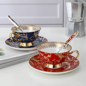 Kubki kawy kubek w stylu europejskim mały luksusowy zestaw ceramiczny Eksportuj Złote Ekspresja Retro Brytyjska popołudniowa herbata High-end elegancka