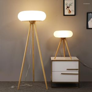 Stehlampen LED-Lampe Modernes Holzstativ für nordisches Wohnzimmer Schlafzimmer Arbeitszimmer Dekotisch Innenbeleuchtung Stehend