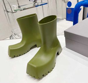 B's Square Head Boots2022厚いソリッドハイ上昇ラバーホースシューヒールチェルシーキャンディーズシューズ