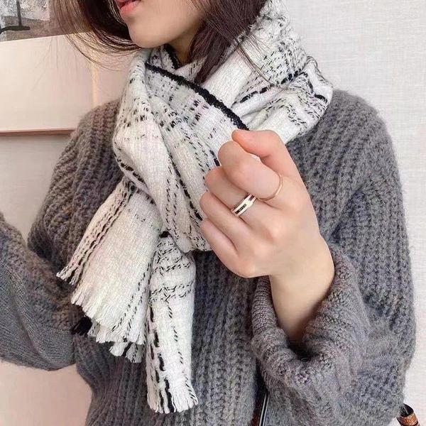 Шарфы 2024, модный зимний женский черно-белый клетчатый шерстяной шарф, теплый кашемировый толстый шаль из пашмины