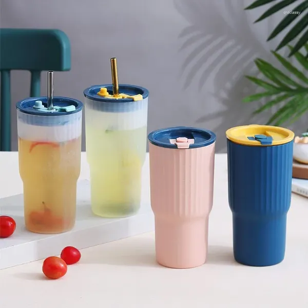 Bottiglie d'acqua di grande capacità creativa per auto tazza di paglia moderna bicchieri portatili caffè latte tè con coperchio semplice tazza