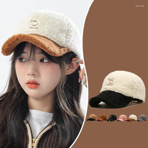 Set di biancheria da letto Grande Lettera Ricamo Uomini Cappelli Invernali Bianco Marrone Agnelli Berretto da baseball Per Le Donne Caldo Peluche Trucker 2024 Alla Moda