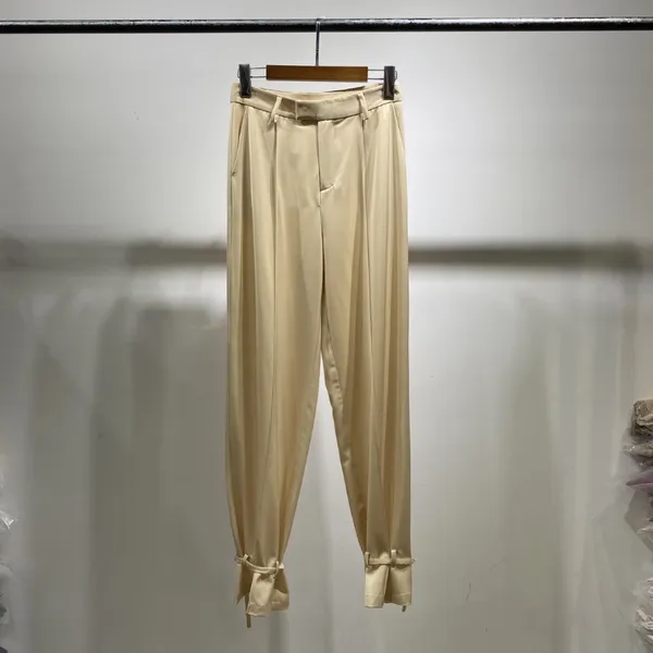 Pantaloni da donna Il design della cucitura centrale su entrambi i lati del prodotto migliora il senso tridimensionale e può essere più sottile