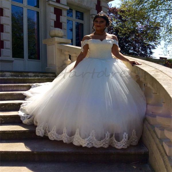 Gracioso vestido de baile vestido de casamento 2024 fora dos ombros rendas inchado vestidos de noiva mangas boné jardim princesa estilo country vestido de noiva apliques vestidos novia