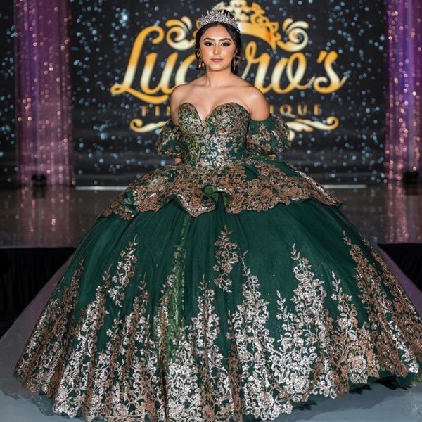 Verde esmeralda rendas espartilho babados vestidos quinceanera querida apliques de ouro contas de renda tull vestidos de baile de xv 15 anos