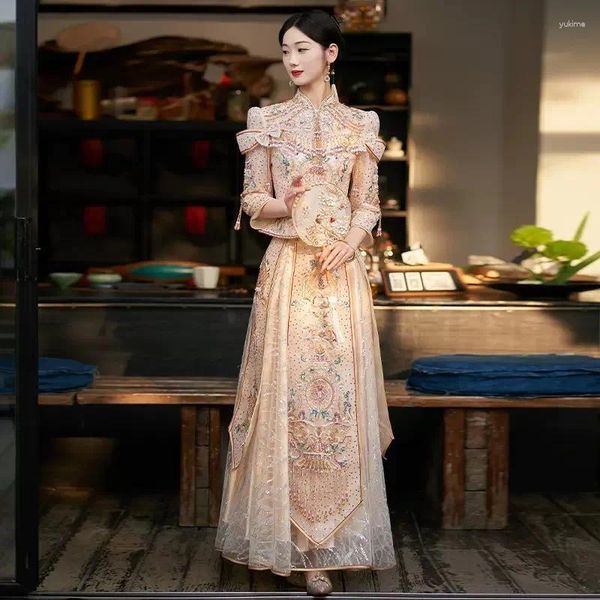 Roupas étnicas Champanhe Ouro Oriental Cheongsam Casal Arco Frisado Borla Bordado Qipao Chinês Vestido de Casamento Tradicional