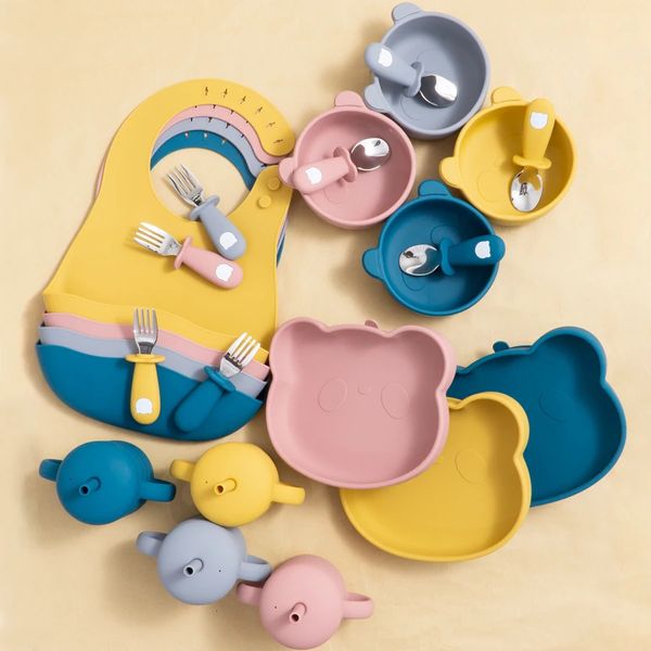 Drop Center Baby Shower Gift Define Silicone Babadores de bebê à prova d'água para crianças alimentando pratos de alimentos sólidos talheres 240102