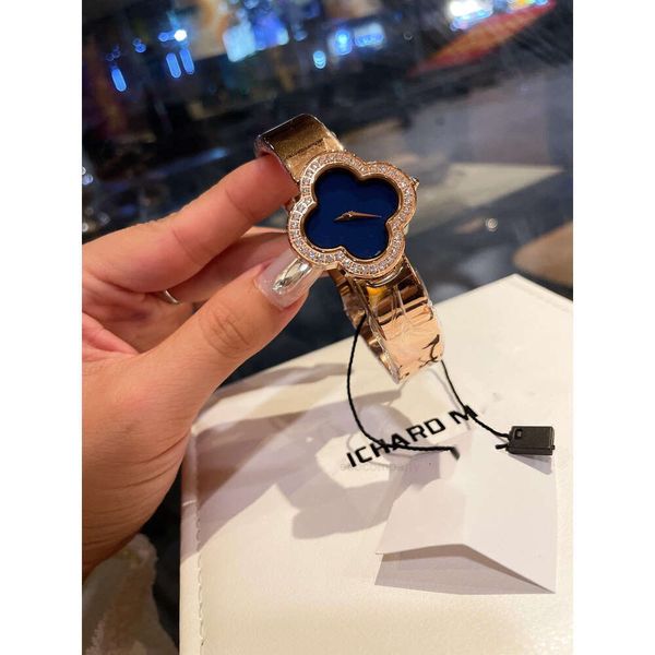 Fashion Van Watch Cleefly Armbanduhr Alhambra Luxus Damen Marke Hohes Aussehen Einfach Kompakt Vielseitig Lässig Licht Wasserdicht Vierblättriges Grasgrün Wo 4GB0 PAY