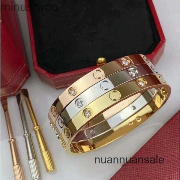 Bracciale di design Coppia in oro 18 carati Bracciale di alta qualità Uomo Donna Regalo di compleanno Festa della mamma Gioielli con cacciavite Ornamenti regalo Accessori all'ingrosso 8Y98