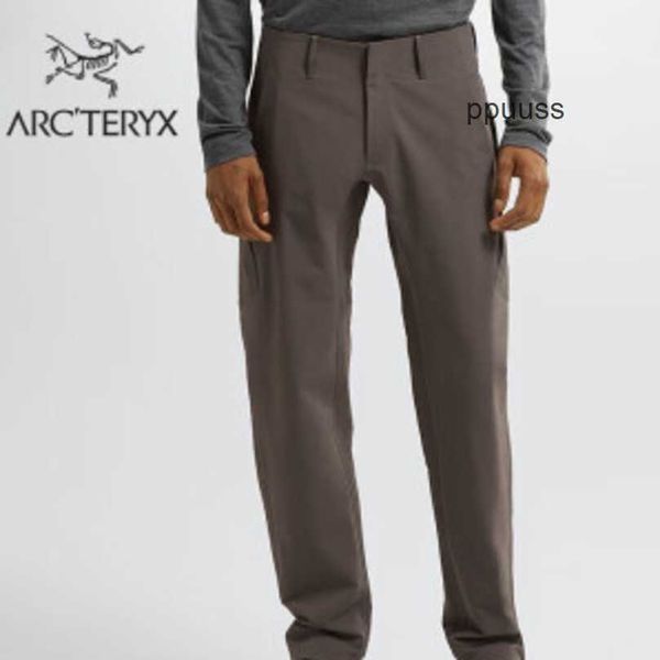 Kanada Outdoor-Jogginghose Arcterys Herrenhose VEILANCE ALIGN MX Atmungsaktive Business-Freizeithose Shade/Stone Grey 30