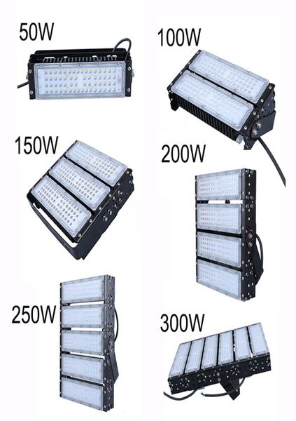 Luzes de túnel 50W 100W 150W 200W 250W 300W SMD3030 Módulo de holofote Fin Dissipação de calor à prova d'água IP65 branco fresco para rodovia P6569237