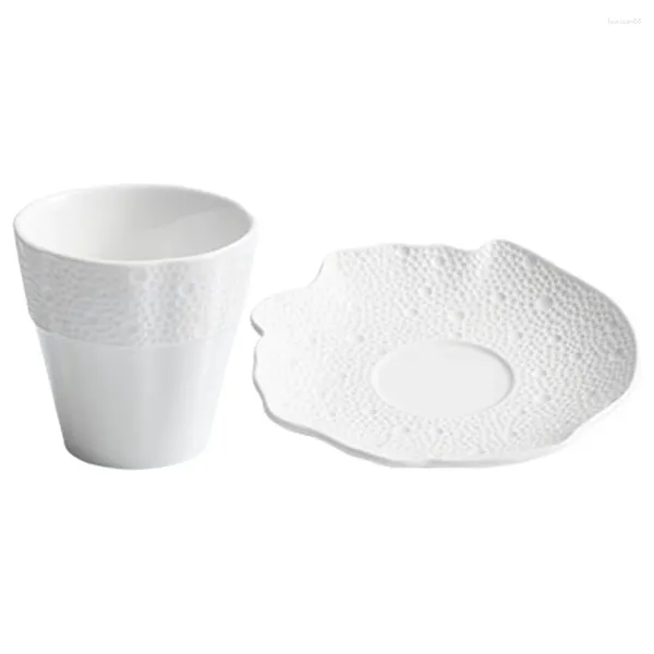 Geschirr-Sets, Teetassen, Wasser, Keramikbecher, Kaffee und Untertasse im europäischen Stil mit weißen Tassen für das Büro