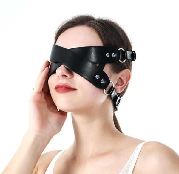 Moda Finimenti in pelle Maschera Bdsm Cosplay sexy Poppit Gioco Erotico Blindfold Masquerade Erotico Halloween Carnevale Maschere per feste Q08065707324