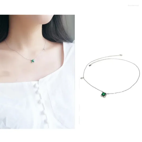 Ciondoli Collana in argento sterling S925 di grado superiore Collana da donna con clavicola, pietra lucida, pendente quadrato verde per regalo di anniversario della signora