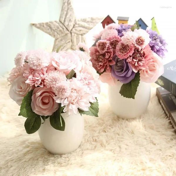 Fiori decorativi Bouquet artificiale che tiene fiore Peonia in fiore finta Sposa Home Rose Decorazione del centro nuziale