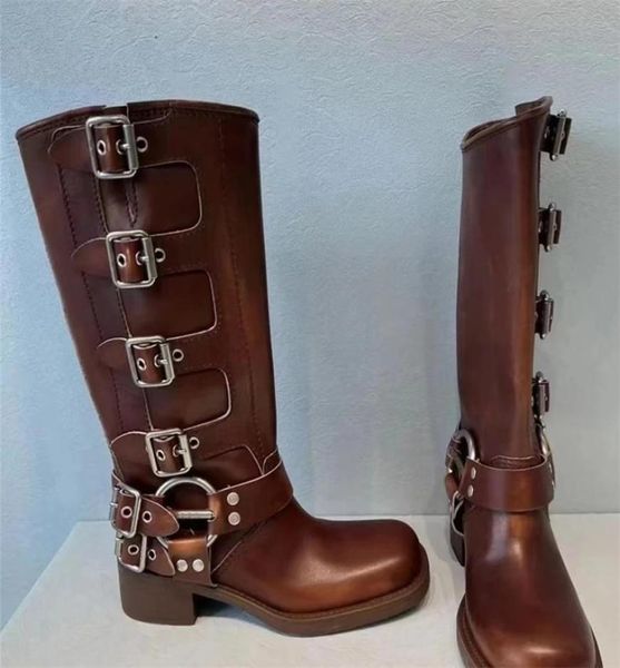 2022 New Women Knee High Boots Metal Buckle Rivets Punk Gothic Winter Long Boots Female Footwear LowHeeled Middle Tube Shoes4924089