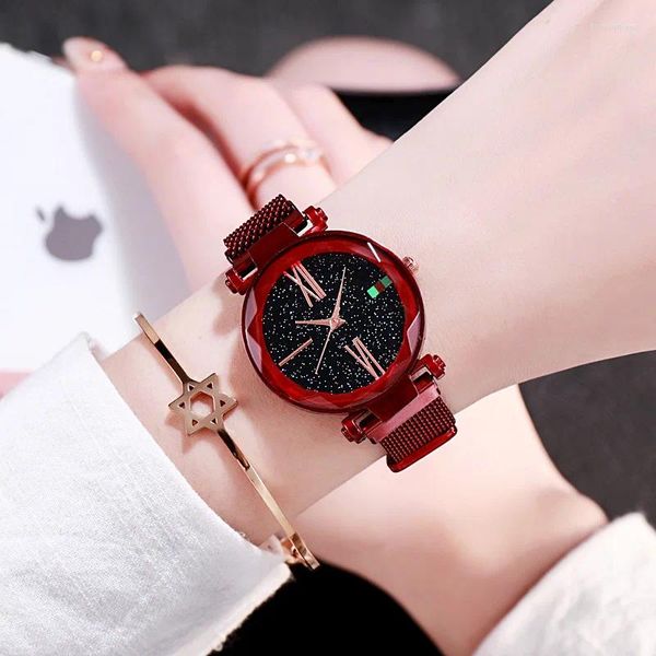 Наручные часы Tiktok Watches Same Rome Star Face Milan Iron Iron Watch Band Кварцевый механизм Lazy Fashion