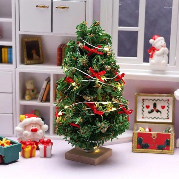 Decorações de natal mini 1/12 led iluminado ornamentos de árvore delicada decoração do quarto para favores de festa bonito decoração do ano de férias