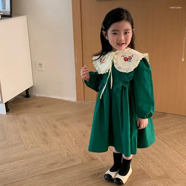 Платья для девочек, осенне-зимнее платье, корейская версия, с вышивкой, большой лацкан, принцесса, маленький ребенок, широкий кружево в иностранном стиле