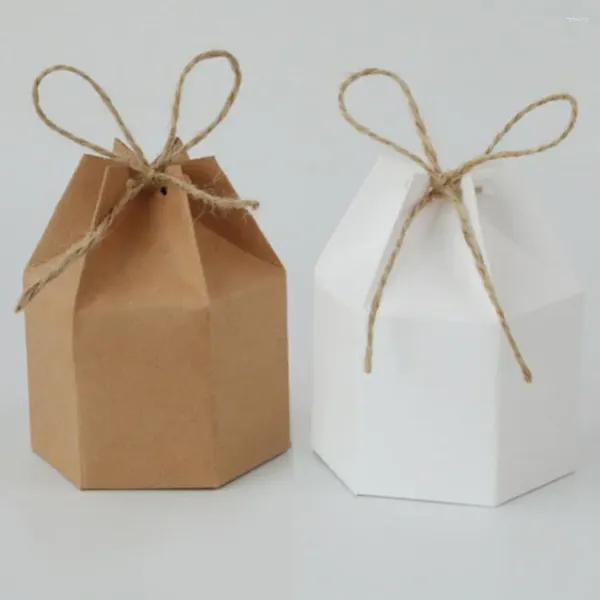 Wrap regalo 50pcs Kraft Pacchetto di carta Candy Candy Box Wedding Boxes Valentino Case esagonali lanterna