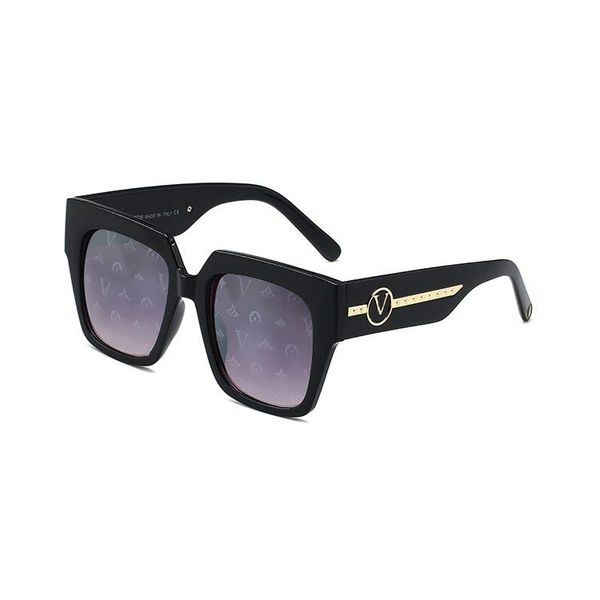 2024 Designer Louiseities Viutonities Occhiali da sole Eyewear Beach Outdoor Shades PC Frame Fashion Classic Lady Specchi per donne e uomini Protezione Occhiali da sole 1074