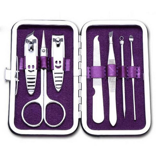 Whole7pcs Strumenti per unghie Nuovo arrivo Set manicure Cura delle unghie Clippers Forbici Kit per toelettatura da viaggio Case1641949