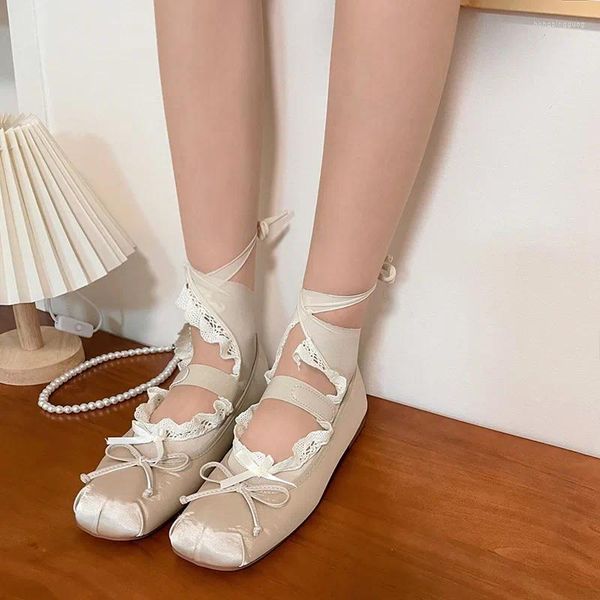 Calzini da donna Kawaii JK Lace Strappy Ballet Boat Lolita Cinghie strappate fai-da-te in cotone Dolce Papillon Calzino Y2k Taglio basso Calza invisibile