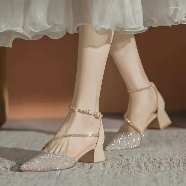 Sapatos de vestido Sandália de salto alto para mulheres fivela cinta primavera med bloco de salto alto médio meninas veludo 2024 strass sexy conforto