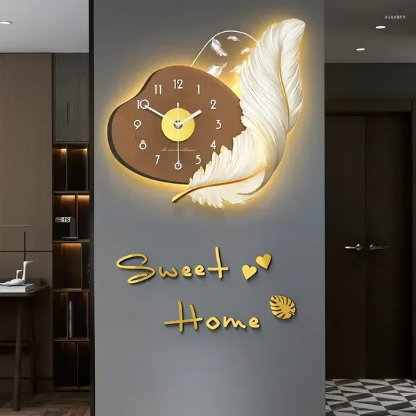 Duvar Saatleri LED Saat Işık Lüks Moda Sessiz Modern Tasarım Oturma Odası Dekorasyon Tüy Dijital İzle Ev Dekoru Reloj