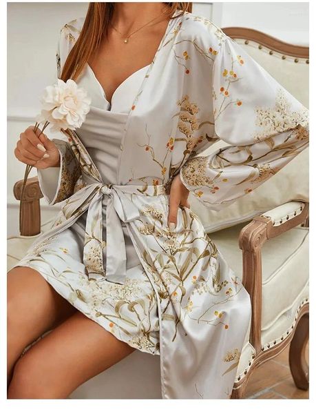 Frauenschlaf Lounge Frauen Nachtwäsche Nachttätigkeit Twinset Robe Anzug Frauen Satin Chemise Nachthemd Kimono Bademantel Kleid Sete sexy Loungewear V-Ausschnitt