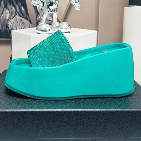 Hausschuhe Frauen Plattform Runway Peep Toe Dicken Boden Kristall Strass Dekor Weibliche Sommer Outwear Höhe Zunehmende