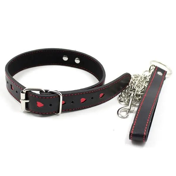 Prodotti SM BDSM Bondage Collare in pelle Collare Guinzaglio Catena in acciaio Giochi per adulti Cani Punire Collari Cosplay Schiavo Flirtare Giocattoli sessuali 240102