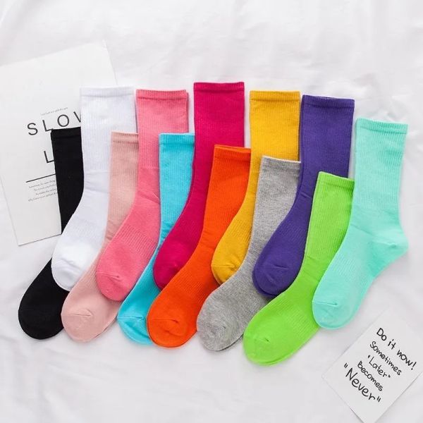 Kurze Damensocken, modische Regenbogensocken, hochwertige, atmungsaktive Baumwolle, mehrfarbige Sport-Langsocken, Socken in Unisex-Größe