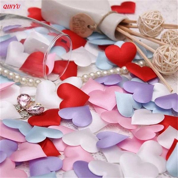 Flores decorativas 1000pcs 2cm Diy Pétalas Decorações de casamento Decorações de casamento Cetim Fabric Artificial Flower Supplies 6ZHH200