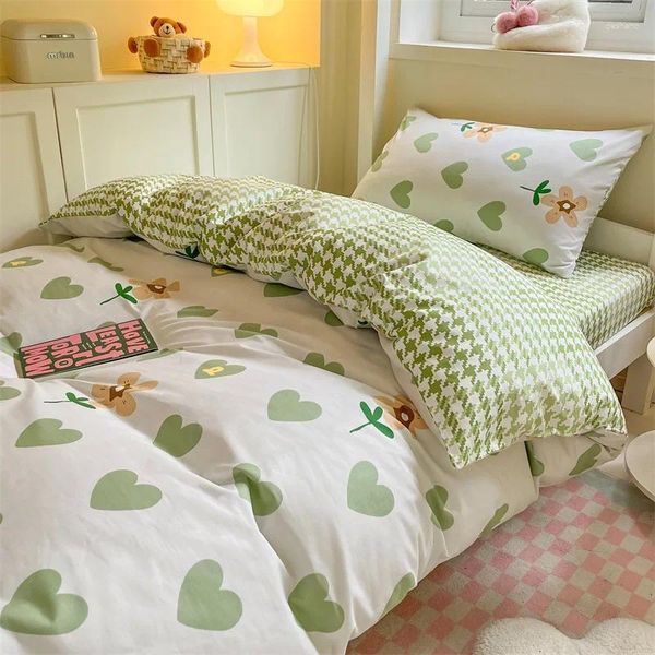 Conjuntos de cama 2024 INS Cartoon Quatro peças Set Pure Cotton Bed Sheet Quilt Cover Estudante Três 4