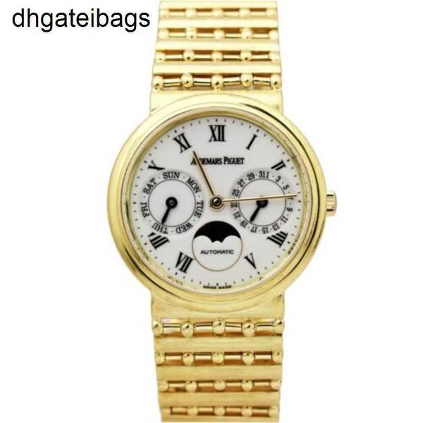 Часы Audemar Pigue Швейцарские часы Airbit Classic Date Moon Phase 25589ba Бамбук 18-каратное золото 33 мм
