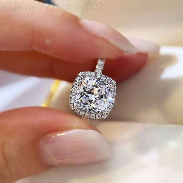 Gioielli Moissanite Anello in argento sterling S925 placcato oro bianco 14 carati da 1,5 ct con diamante di mercato Anelli di fidanzamento con diamanti per le donne
