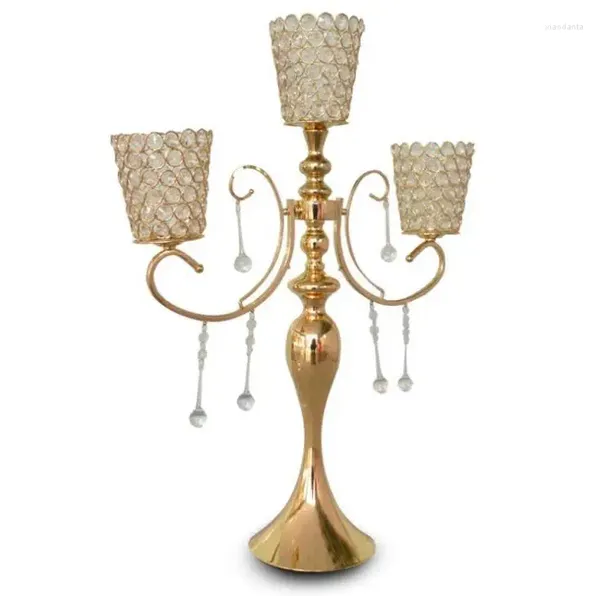 Portacandele 65 cm di altezza Candelabri in metallo dorato a 5 bracci con pendenti Sontuoso supporto da tavolo per matrimoni Decorazione della casa all'ingrosso